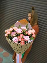 Букет цветов из:  Розы #REPLACE_PRED# Садовом Республика Дагестан
